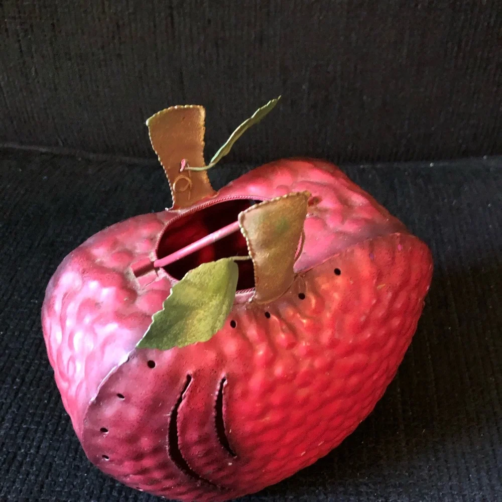 8065 Metal Apple Tea Light Candle holder Hangs Or Table/Desktop Grandma Cottage